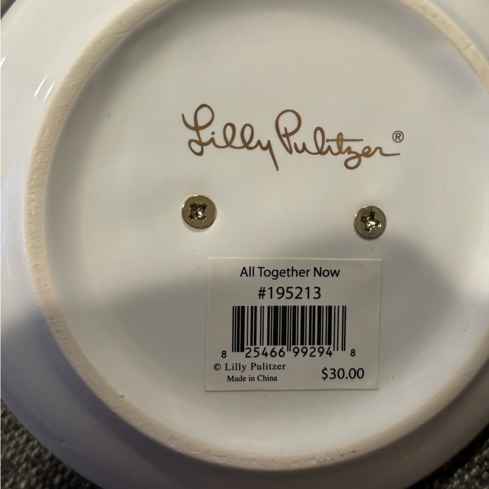Lilly Pulitzer Coral Reef Starfish Ring Holder Trinket Dish in ceramic and Gold - Picture 3 of 3